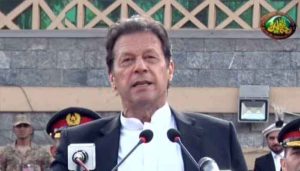 Read more about the article Indian media overjoyed at Maulana’s Azadi March like their own: PM Imran Khan