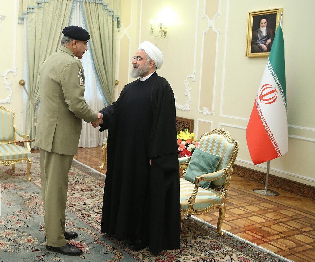 Read more about the article Iranian President appreciates role of Pakistan in regional peace