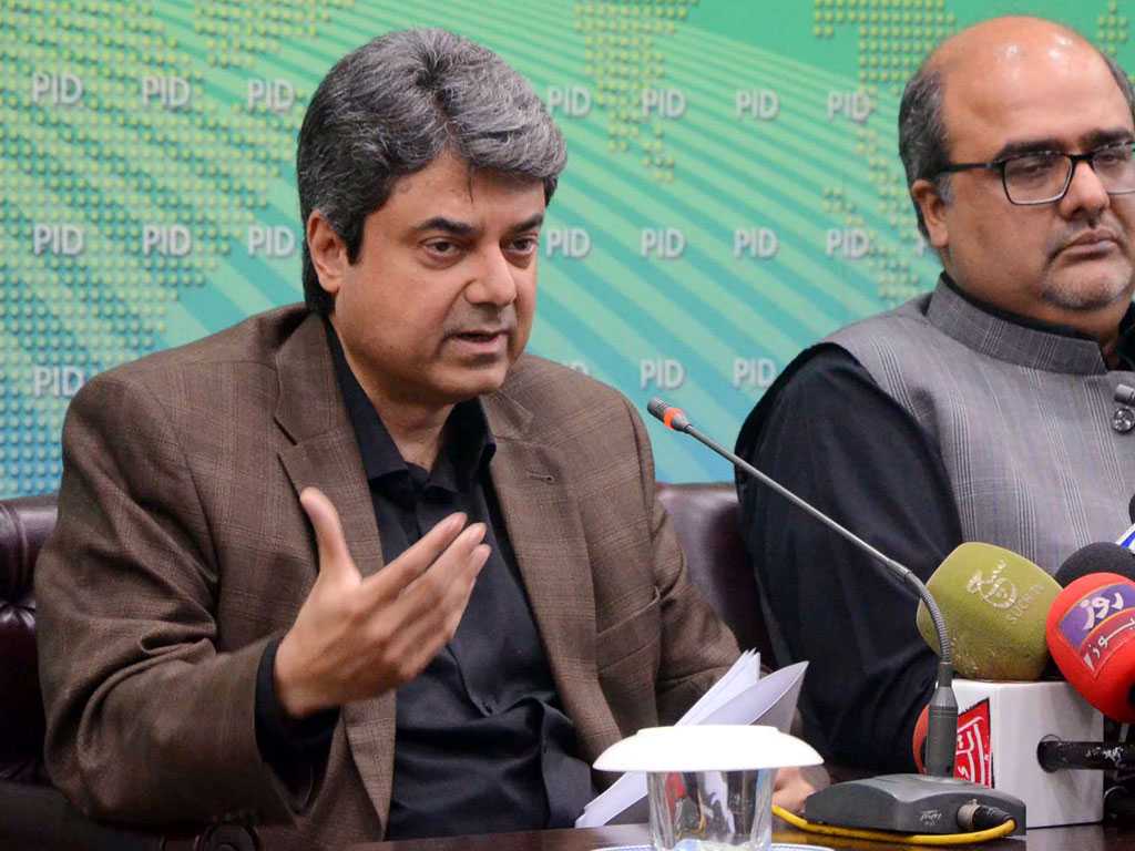 Read more about the article Video: Army Chief’s extension is for 3 years, 6-months deadline is only for legislation – Farogh Naseem