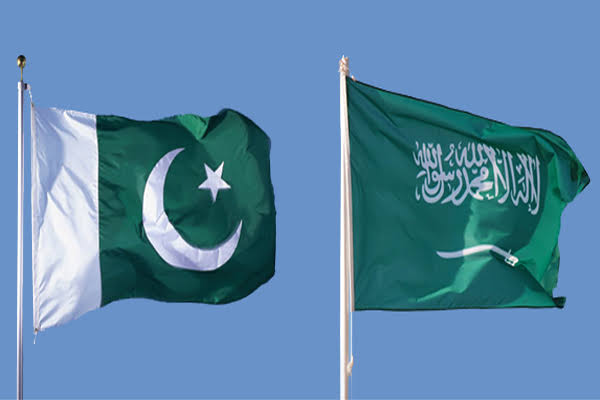Read more about the article More than 2,400 Pakistanis released from Saudi Arabia & UAE jails
