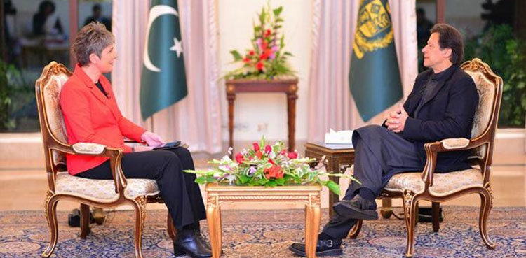 Read more about the article A Nuclear Armed country, India, is being run by extremists: Prime Minister Imran Khan