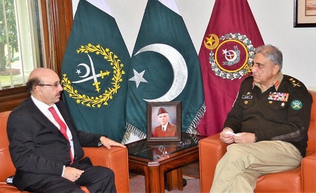 Read more about the article COAS Gen Bajwa reiterates Pak Army’s full support and commitment to Kashmir Cause