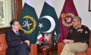 Read more about the article Italian Ambassador Stefano Pontecorvo calls on COAS General Qamar Javed Bajwa at GHQ