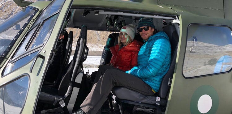 You are currently viewing Pakistan Army rescues two foreign mountain climbers from broad peak: ISPR