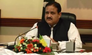 Read more about the article CM Punjab Usman Buzdar announces One month additional salary for heath professionals