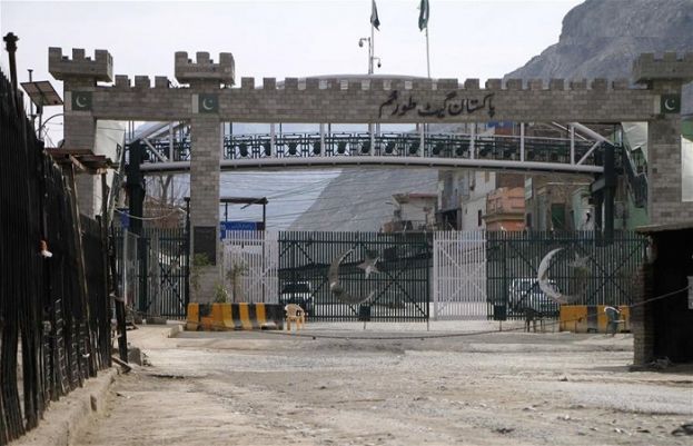 Read more about the article Pakistan decides to extend closure of borders for another 2 weeks