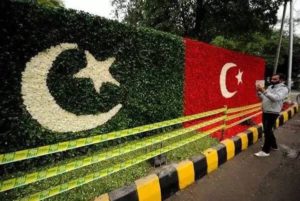 Read more about the article Plane carrying medical supplies from Turkey reaches Islamabad