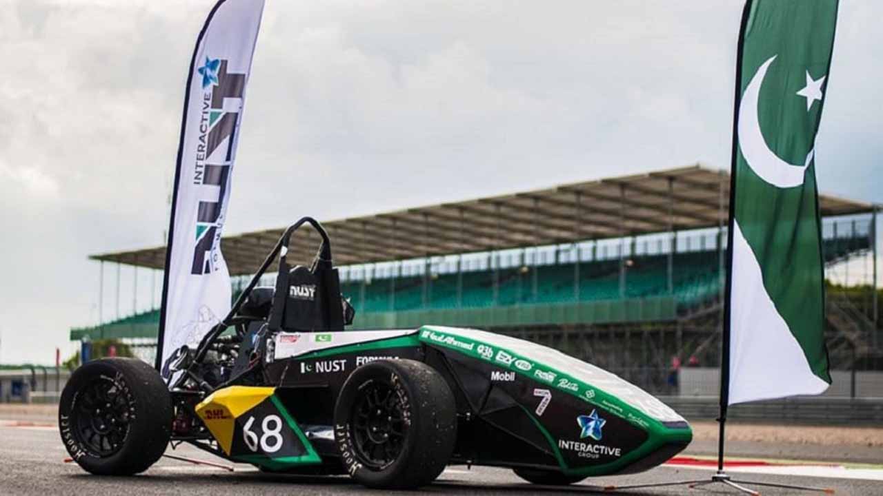 Read more about the article Formula One Racing Car by NUST students won Prize at competition in UK and Russia