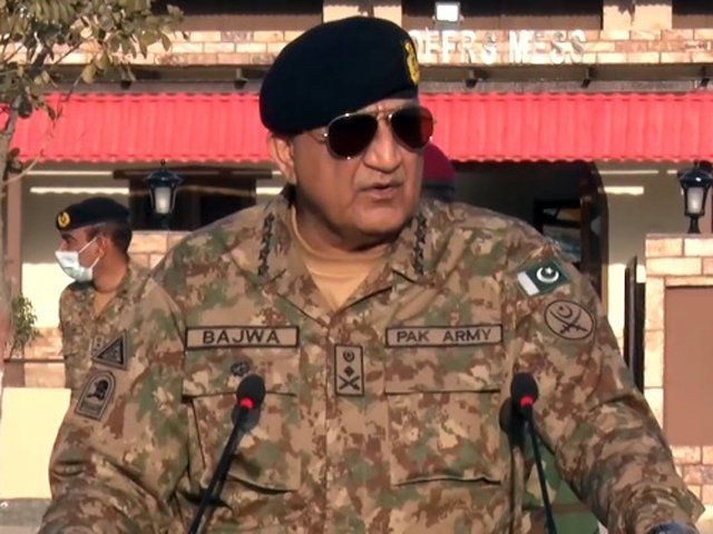 Read more about the article Pak Army is well-trained, battle hardened cohesive force : Army Chief Bajwa