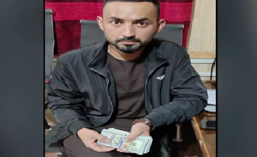 Read more about the article Authorities foils attempt to smuggle US dollars to Afghanistan at Torkham border