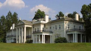 Read more about the article Notice displayed to auction property of Nawaz Sharif at Jati Umrah to collect £8m fine imposed by the NAB