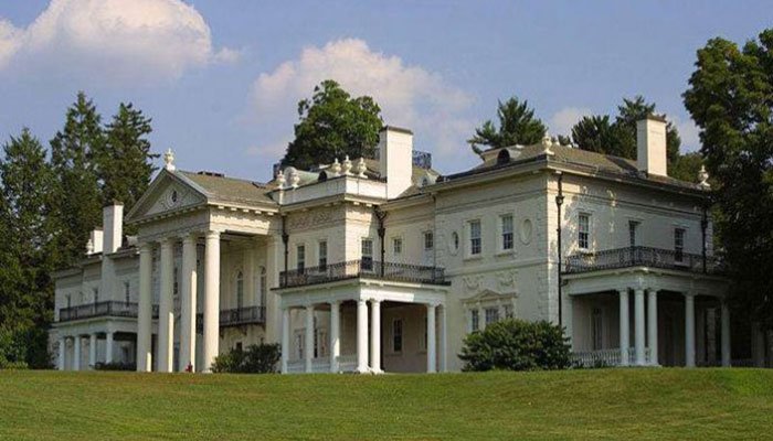 Read more about the article Notice displayed to auction property of Nawaz Sharif at Jati Umrah to collect £8m fine imposed by the NAB