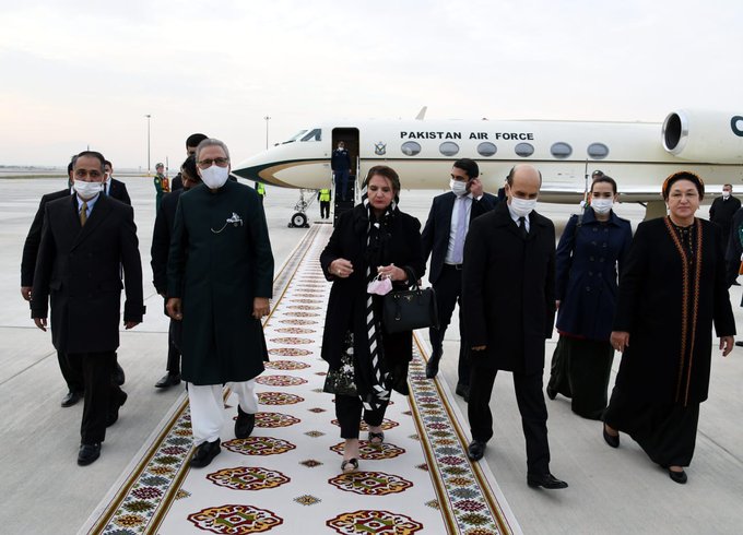 You are currently viewing ECO Summit: President Dr Arif Alvi reaches Turkmenistan