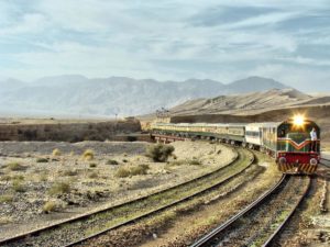 Read more about the article Quetta to Karachi Bolan Mail back to track after 2 years suspension