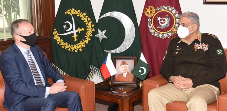 COAS-Bajwa-Czech-Ambassador-1