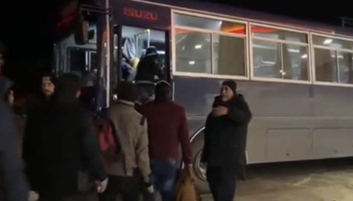 Read more about the article Thousands of Stranded tourists evacuated from Murree: Islamabad Police