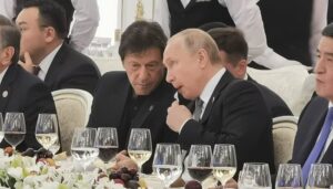 Read more about the article PM Imran Khan lauds Putin for taking stand against Islamophobia during telephonic conversation