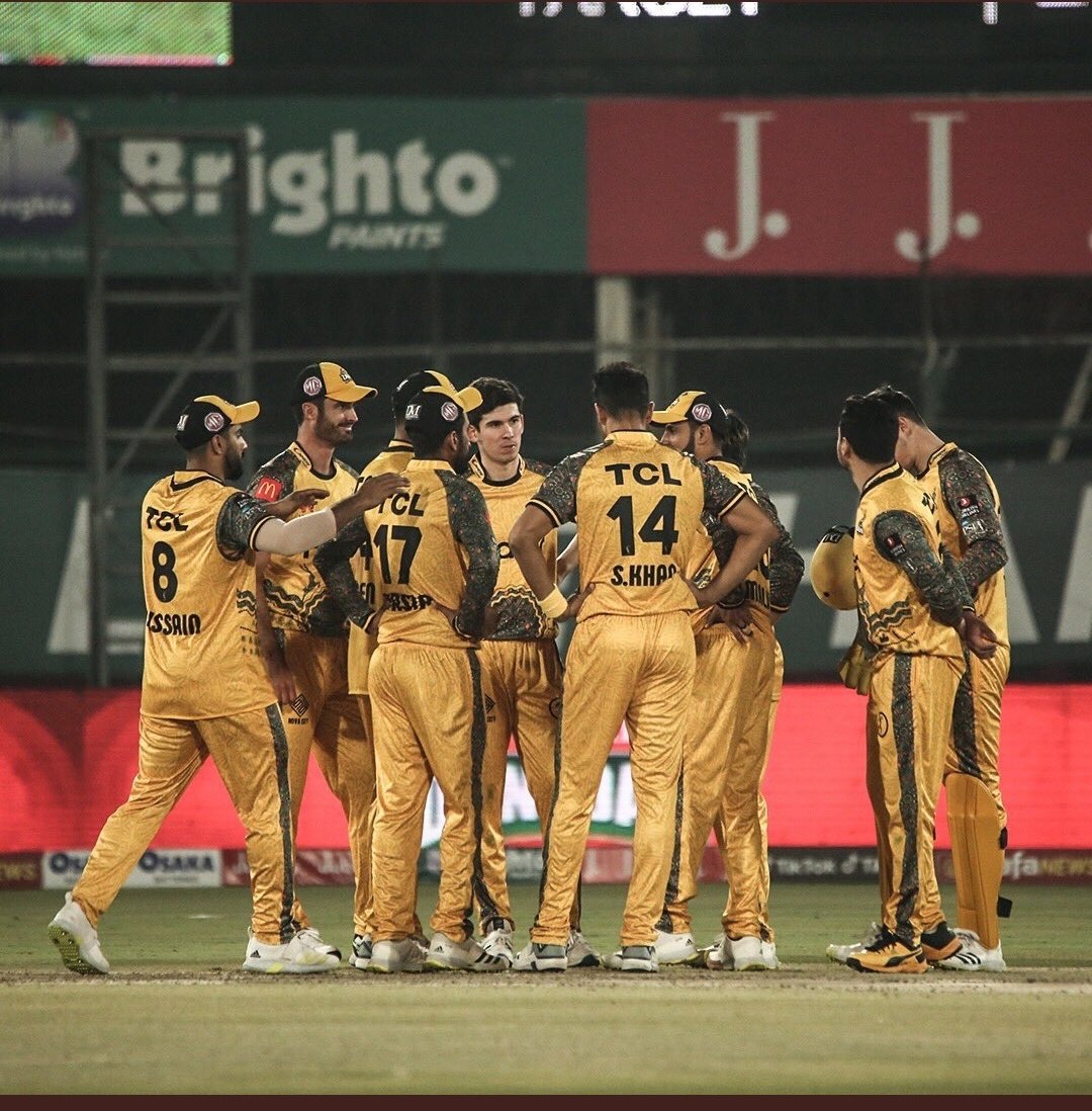 Read more about the article PSL 7: Peshawar Zalmi beats Quetta Gladiators in a nail biting contest